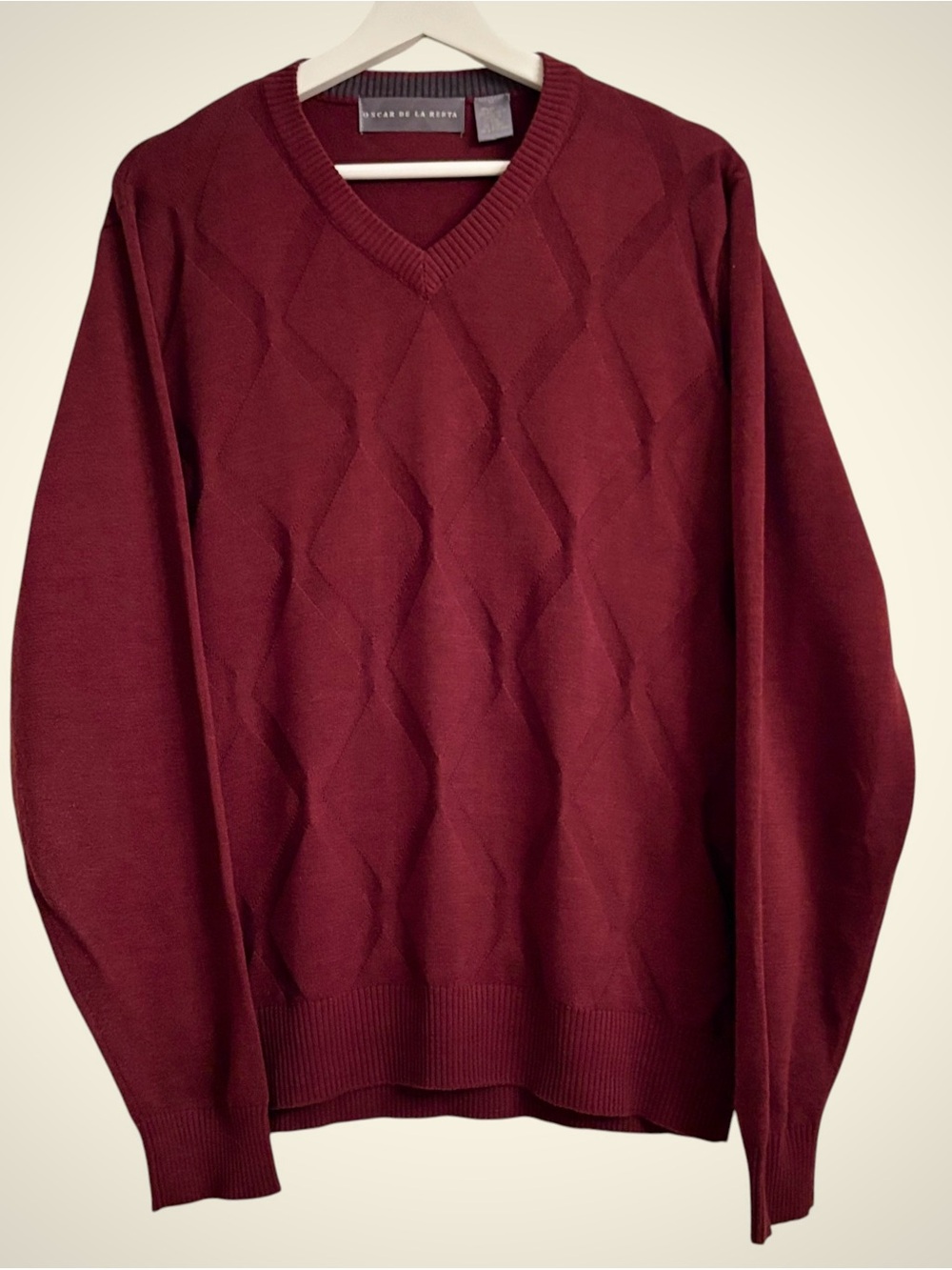 Oscar De La Renta Mens V-Neck Sweater M Burgundy Wine Red Argyle Diamond Knit